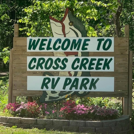 Welcome to Cross Creek